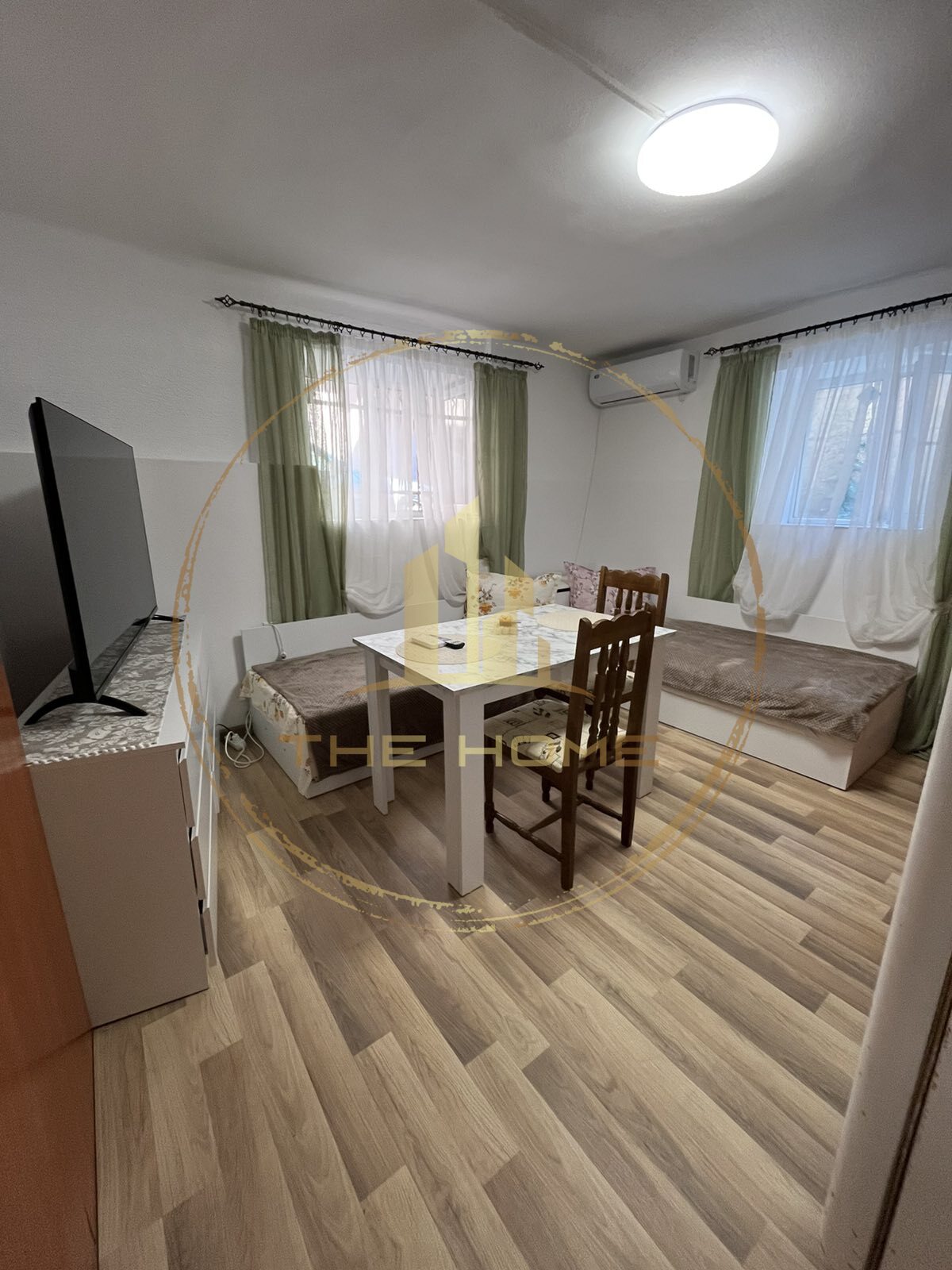 property header pic